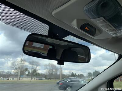2018 Ford EcoSport SE AWD   - Photo 12 - Pataskala, OH 43062