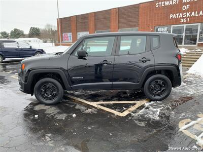 2017 Jeep Renegade Sport 4x4   - Photo 5 - Pataskala, OH 43062