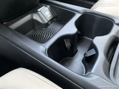 2019 Honda CR-V LX   - Photo 32 - Pataskala, OH 43062