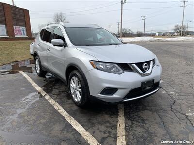 2015 Nissan Rogue SV AWD   - Photo 3 - Pataskala, OH 43062