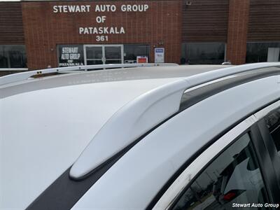 2015 Nissan Rogue SV AWD   - Photo 8 - Pataskala, OH 43062