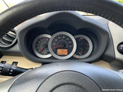 2012 Toyota RAV4 Limited AWD - Photo 27 - Pataskala, OH 43062