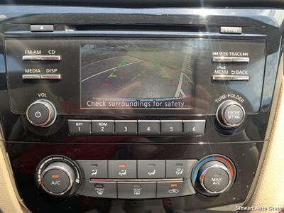 2015 Nissan Rogue S   - Photo 33 - Pataskala, OH 43062