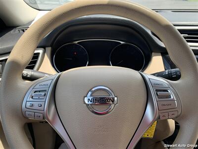 2015 Nissan Rogue S   - Photo 27 - Pataskala, OH 43062