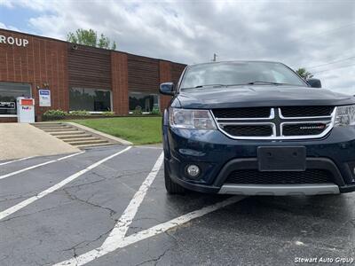 2014 Dodge Journey SXT - Photo 4 - Pataskala, OH 43062