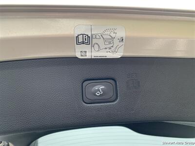 2018 Ford Edge Titanium AWD   - Photo 24 - Pataskala, OH 43062