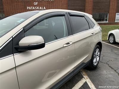 2018 Ford Edge Titanium AWD   - Photo 6 - Pataskala, OH 43062