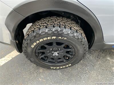 2014 Subaru XV Crosstrek 2.0i Limited AWD   - Photo 11 - Pataskala, OH 43062