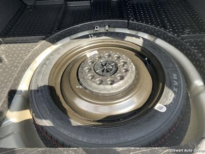 2016 Ford Focus SE   - Photo 24 - Pataskala, OH 43062