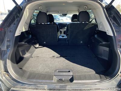 2019 Nissan Rogue SV AWD   - Photo 24 - Pataskala, OH 43062