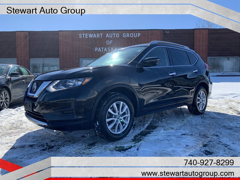 2019 Nissan Rogue SV AWD   - Photo 1 - Pataskala, OH 43062