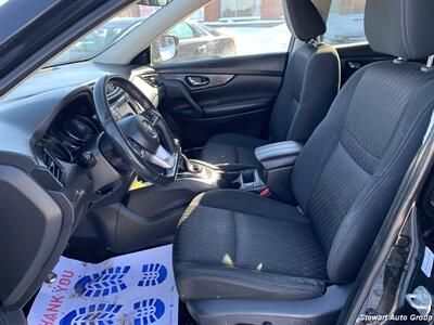 2019 Nissan Rogue SV AWD   - Photo 19 - Pataskala, OH 43062