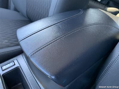 2019 Nissan Rogue SV AWD   - Photo 39 - Pataskala, OH 43062