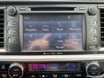 2019 Toyota Highlander SE AWD   - Photo 34 - Pataskala, OH 43062