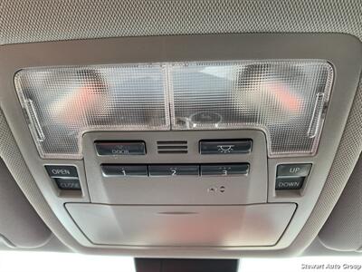 2019 Toyota Highlander SE AWD   - Photo 32 - Pataskala, OH 43062