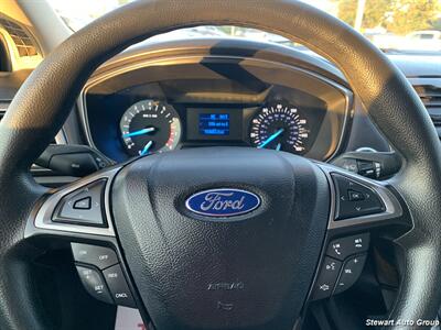 2017 Ford Fusion S   - Photo 25 - Pataskala, OH 43062