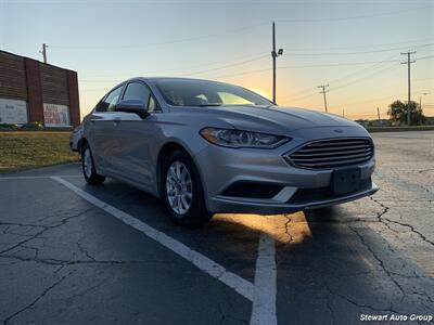 2017 Ford Fusion S   - Photo 3 - Pataskala, OH 43062