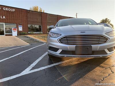 2017 Ford Fusion S   - Photo 4 - Pataskala, OH 43062