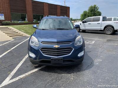 2017 Chevrolet Equinox LT AWD - Photo 2 - Pataskala, OH 43062