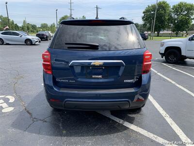 2017 Chevrolet Equinox LT AWD - Photo 13 - Pataskala, OH 43062