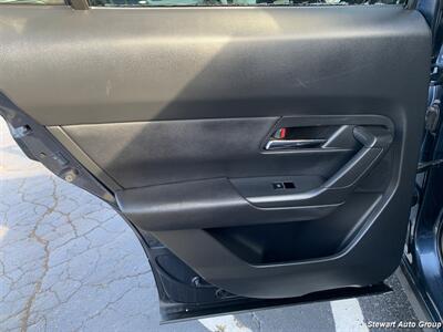 2023 Mazda CX-50 2.5 S Premium Plus AWD   - Photo 21 - Pataskala, OH 43062