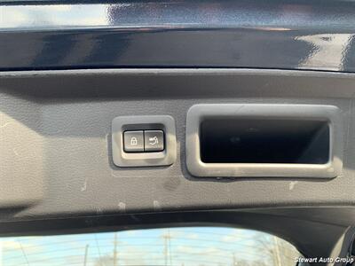 2023 Mazda CX-50 2.5 S Premium Plus AWD   - Photo 27 - Pataskala, OH 43062