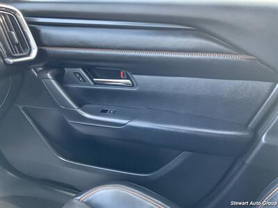 2023 Mazda CX-50 2.5 S Premium Plus AWD   - Photo 35 - Pataskala, OH 43062