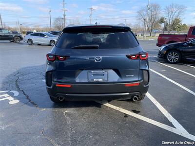 2023 Mazda CX-50 2.5 S Premium Plus AWD   - Photo 13 - Pataskala, OH 43062