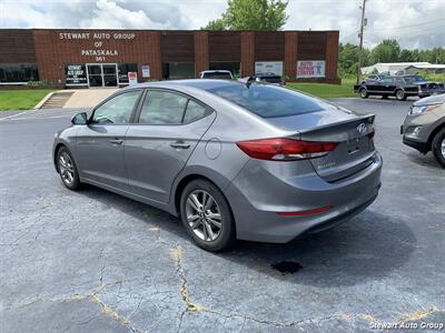 2018 Hyundai ELANTRA SEL - Photo 3 - Pataskala, OH 43062