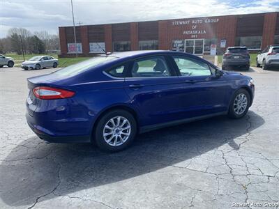 2016 Ford Fusion S   - Photo 5 - Pataskala, OH 43062