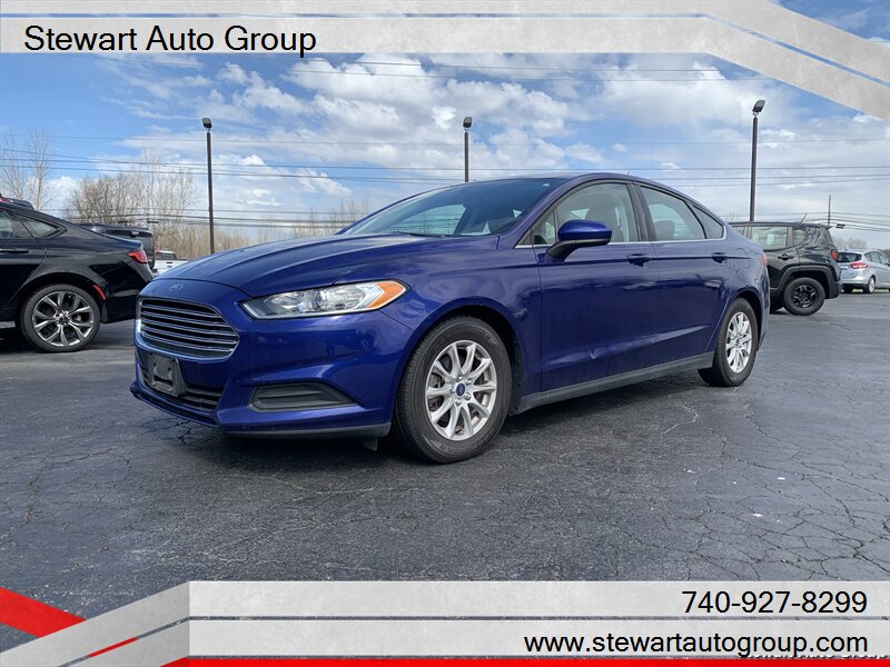 2016 Ford Fusion S   - Photo 1 - Pataskala, OH 43062