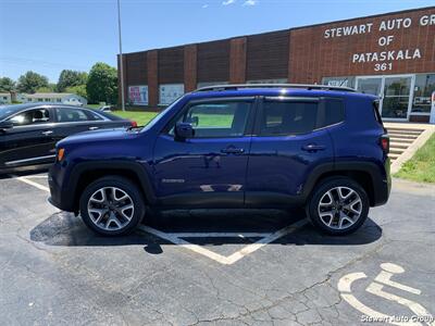 2017 Jeep Renegade Latitude 4x4 - Photo 4 - Pataskala, OH 43062