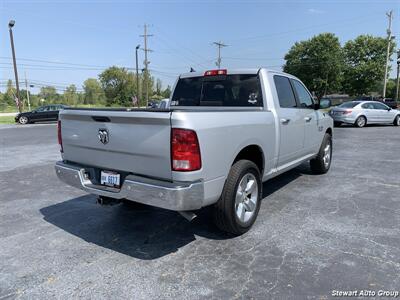 2016 RAM 1500 Big Horn Crew Cab 4x4 - Photo 10 - Pataskala, OH 43062