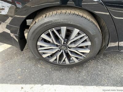 2023 Nissan Altima 2.5 SV   - Photo 11 - Pataskala, OH 43062