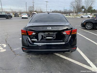 2023 Nissan Altima 2.5 SV   - Photo 13 - Pataskala, OH 43062