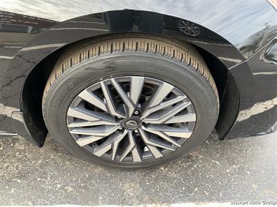 2023 Nissan Altima 2.5 SV   - Photo 10 - Pataskala, OH 43062