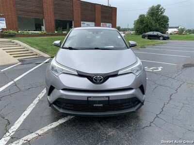 2018 Toyota C-HR XLE Premium - Photo 2 - Pataskala, OH 43062