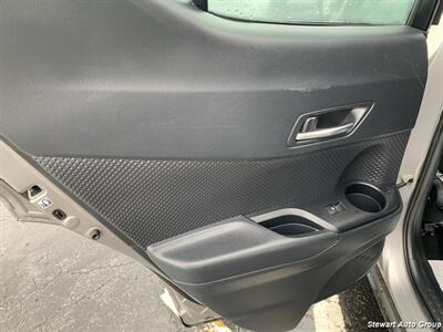2018 Toyota C-HR XLE Premium - Photo 19 - Pataskala, OH 43062