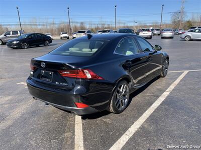 2014 Lexus IS 250   - Photo 8 - Pataskala, OH 43062