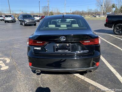 2014 Lexus IS 250   - Photo 9 - Pataskala, OH 43062