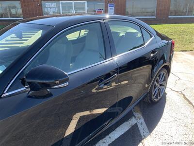 2014 Lexus IS 250   - Photo 12 - Pataskala, OH 43062