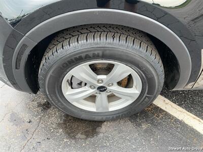 2022 Kia Sorento LX   - Photo 15 - Pataskala, OH 43062