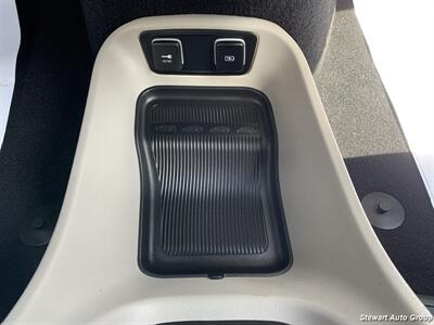 2021 Chrysler Voyager LXi   - Photo 37 - Pataskala, OH 43062