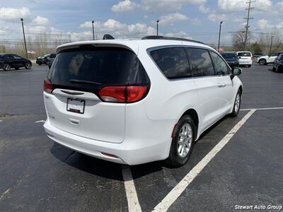 2021 Chrysler Voyager LXi   - Photo 11 - Pataskala, OH 43062