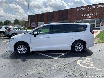 2021 Chrysler Voyager LXi   - Photo 5 - Pataskala, OH 43062