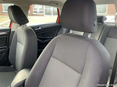 2021 Volkswagen Jetta S   - Photo 18 - Pataskala, OH 43062