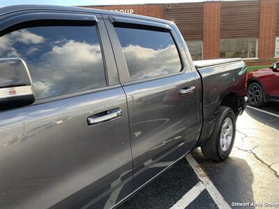 2019 RAM 1500 Big Horn Crew Cab 4x4   - Photo 5 - Pataskala, OH 43062