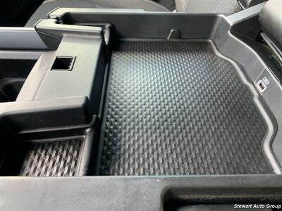 2019 RAM 1500 Big Horn Crew Cab 4x4   - Photo 37 - Pataskala, OH 43062