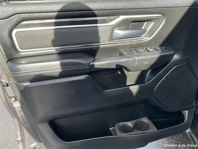 2019 RAM 1500 Big Horn Crew Cab 4x4   - Photo 18 - Pataskala, OH 43062