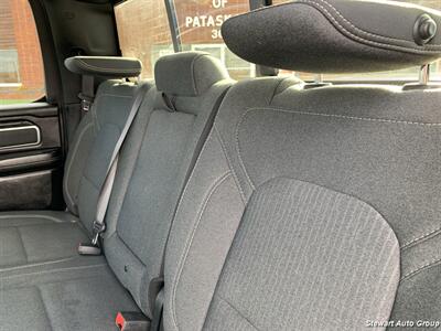 2019 RAM 1500 Big Horn Crew Cab 4x4   - Photo 22 - Pataskala, OH 43062